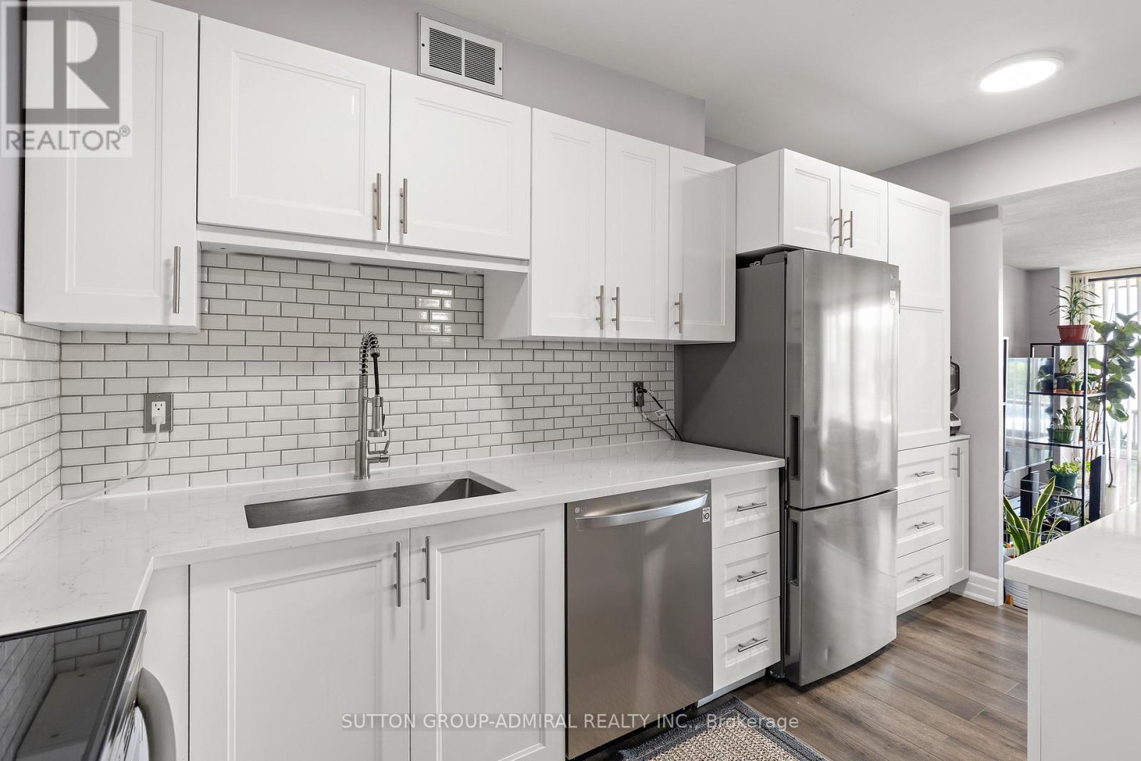 513 - 1 Four Winds Drive, Toronto, Ontario  M3J 2T1 - Photo 19 - W13653778