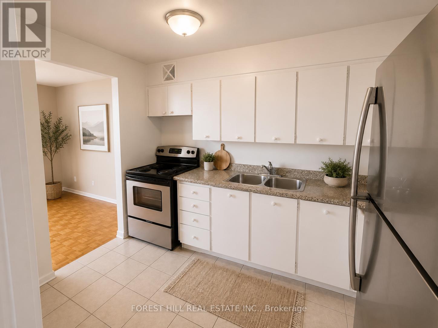 402 - 165 Kennedy Road, Brampton, Ontario  L6W 3H2 - Photo 4 - W13653796