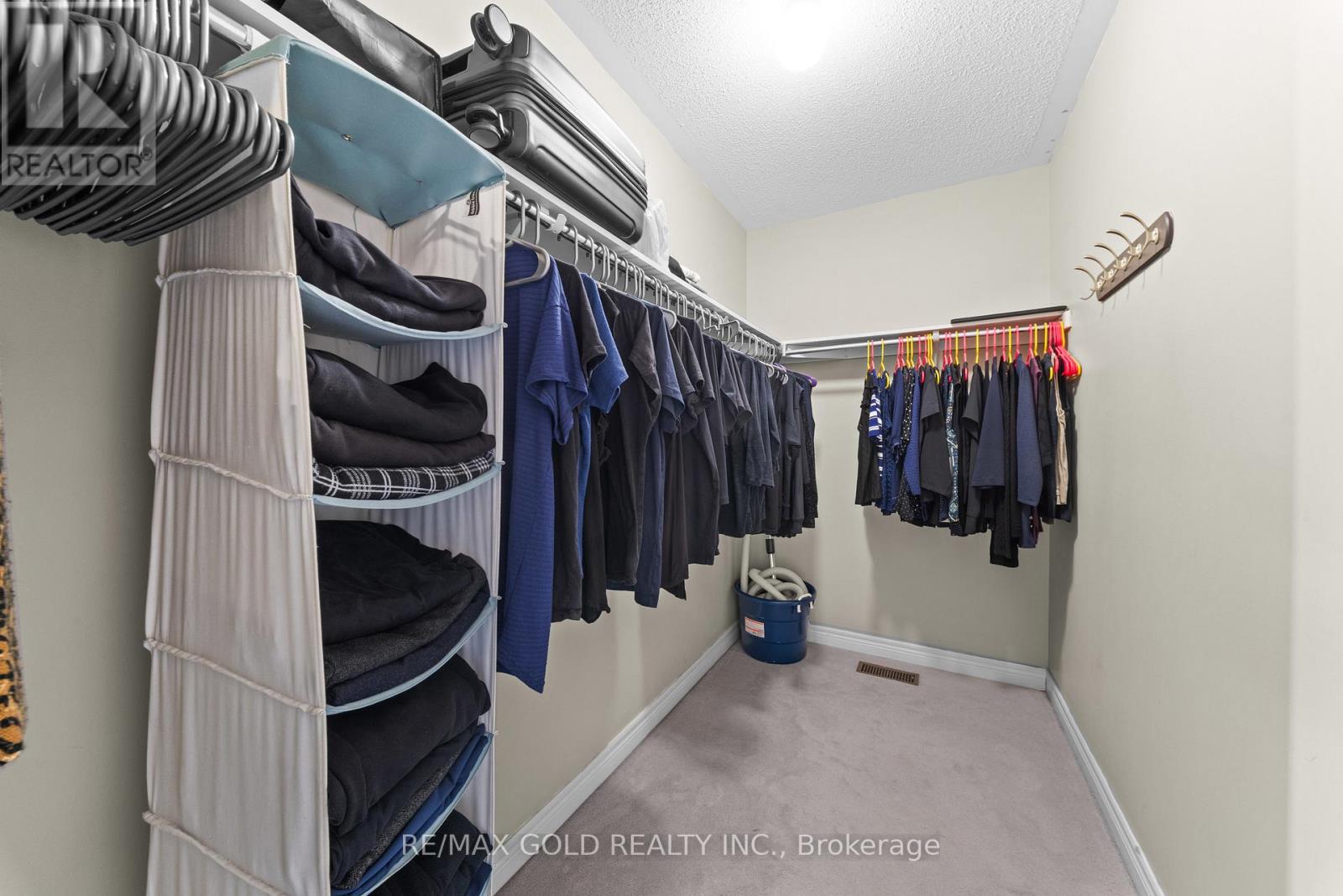 11 Clearfield Drive, Brampton, Ontario  L6P 3L3 - Photo 18 - W13653708