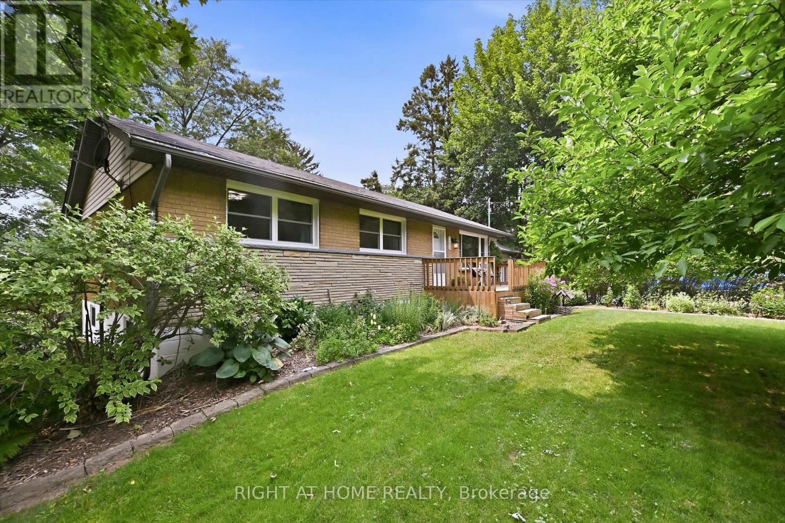 263 Weir's Lane, Hamilton, Ontario  L9H 5E1 - Photo 4 - X13581300