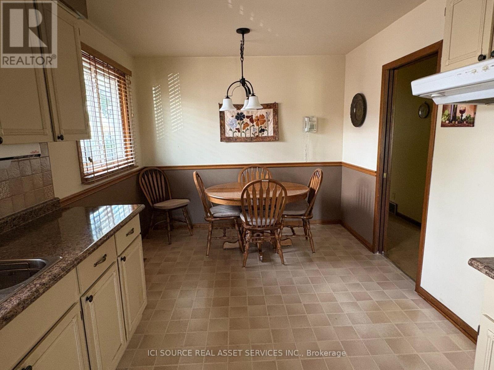 9440 Chestnut Drive, Windsor, Ontario  N8R 1G8 - Photo 9 - X13653794