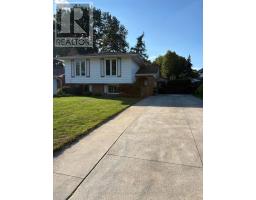 9440 CHESTNUT DRIVE, Windsor, Ontario