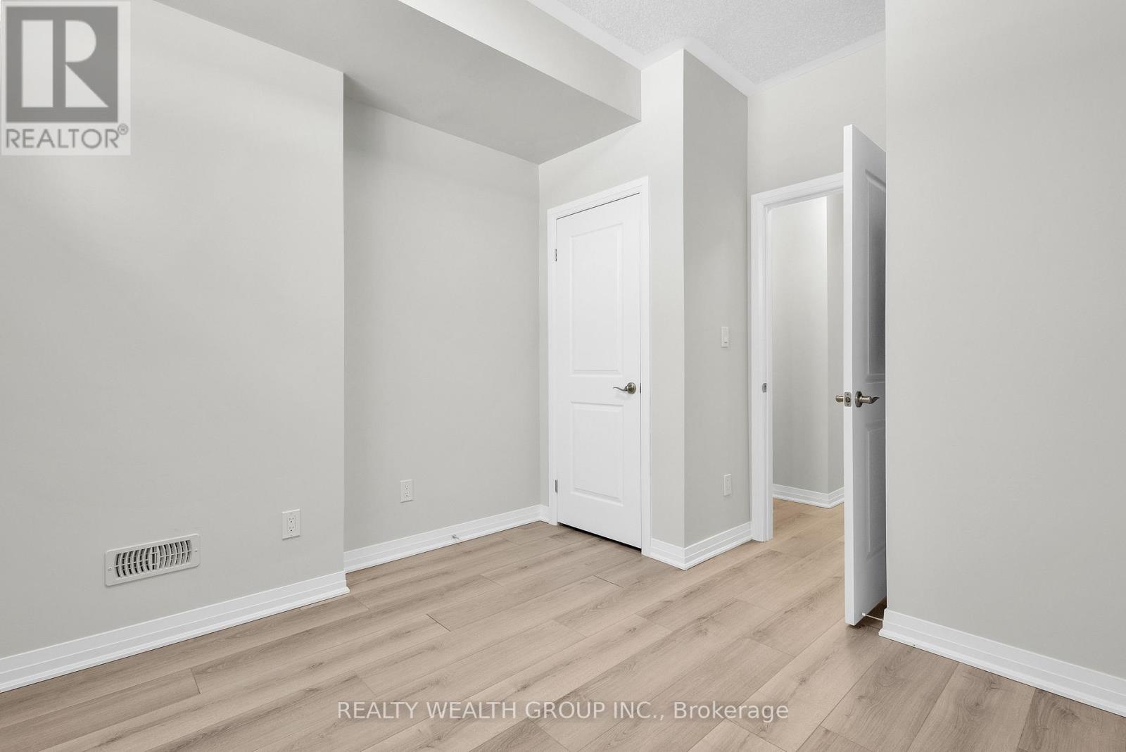 69 - 25 Isherwood Avenue N, Cambridge, Ontario  N1R 0E2 - Photo 18 - X13653812