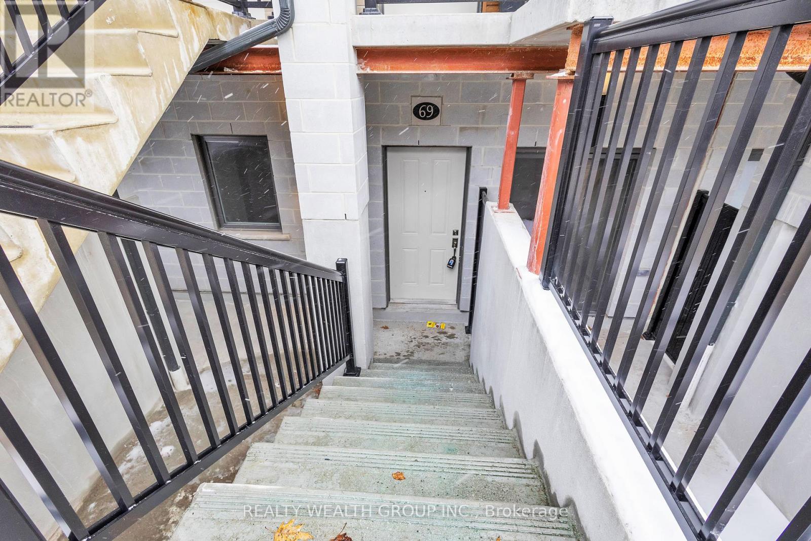 69 - 25 Isherwood Avenue N, Cambridge, Ontario  N1R 0E2 - Photo 4 - X13653812