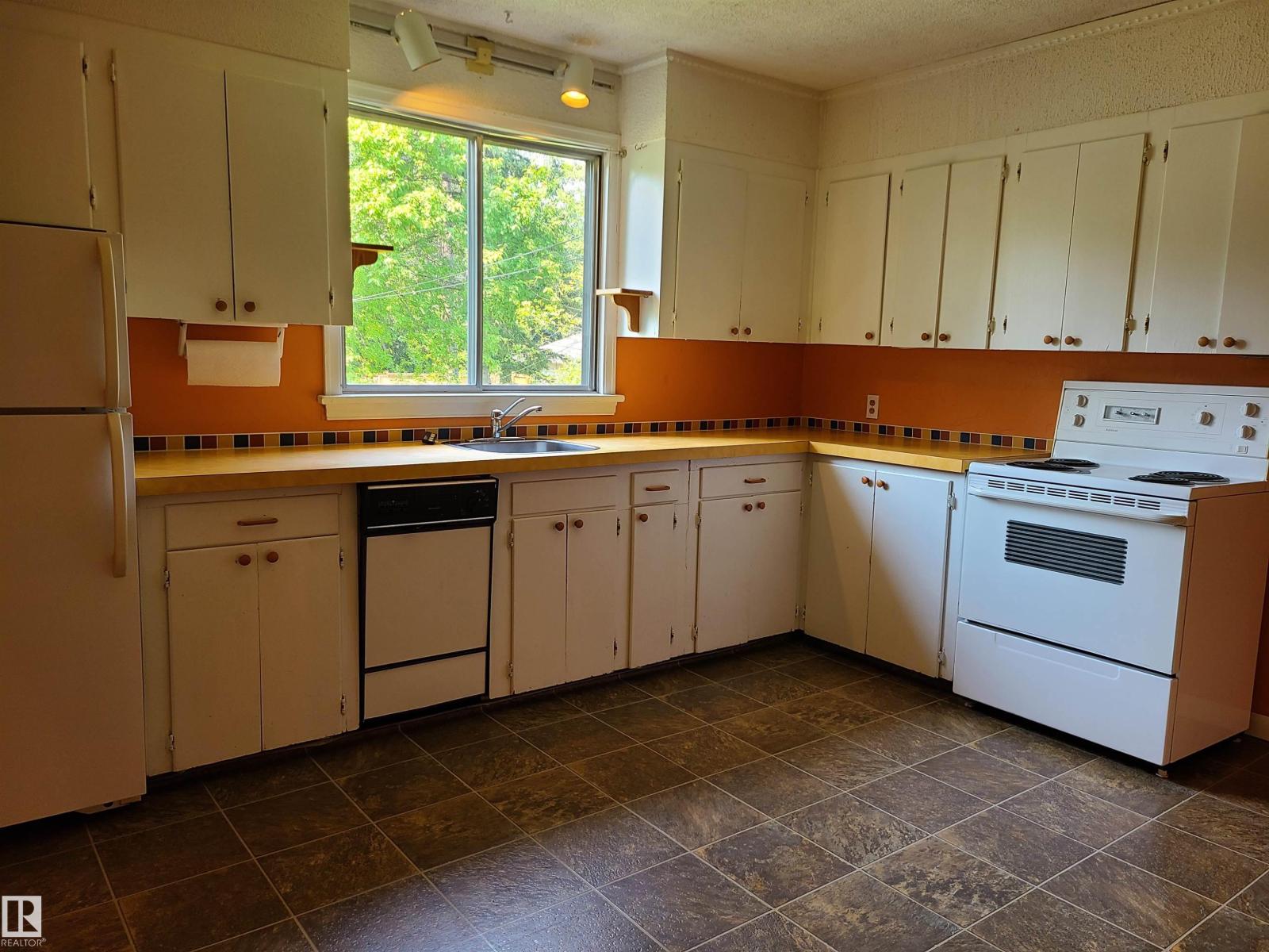 6326 109a St NW, Edmonton, Alberta  T6H 3C7 - Photo 7 - E4502768