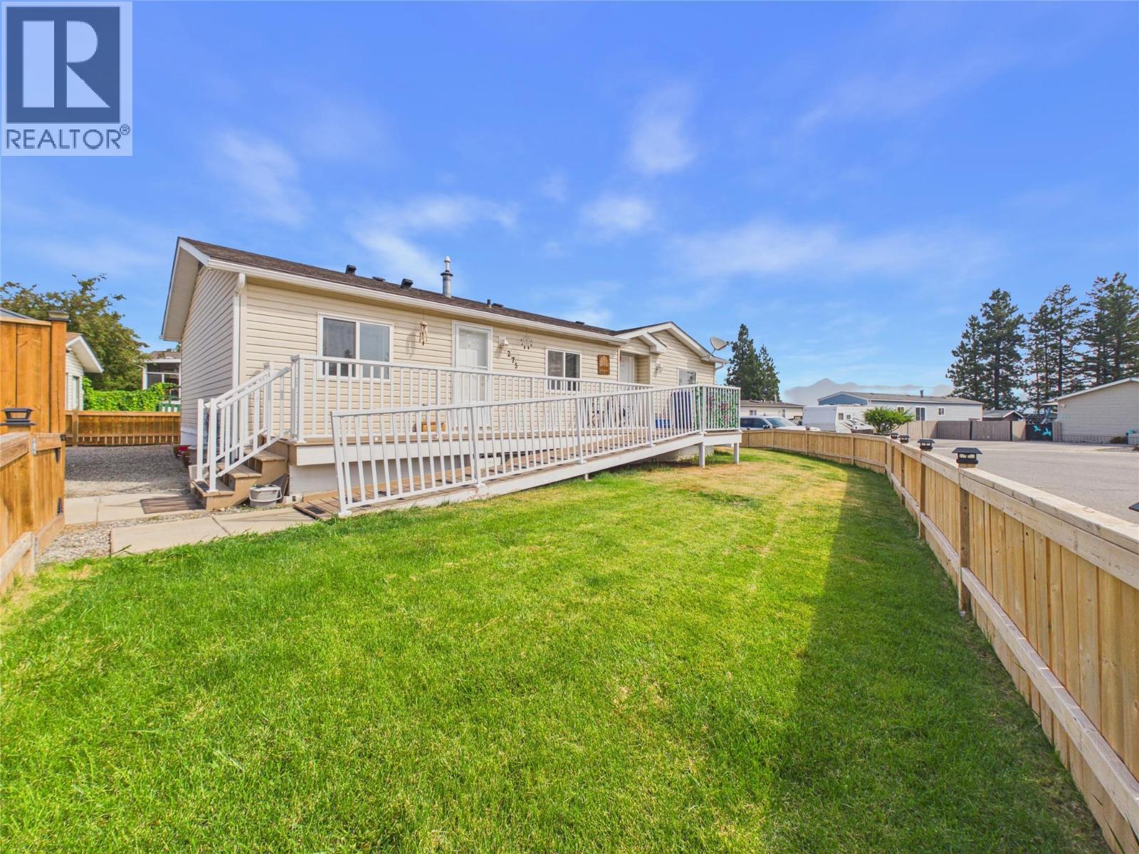 275 Mission Crescent, Cranbrook, British Columbia  V1C 6P7 - Photo 4 - 10397137