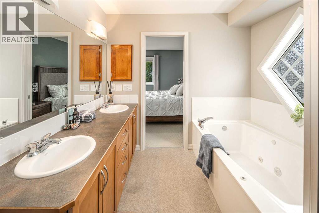 146 West Springs Place SW, Calgary, Alberta  T3H 4W2 - Photo 27 - A2335268