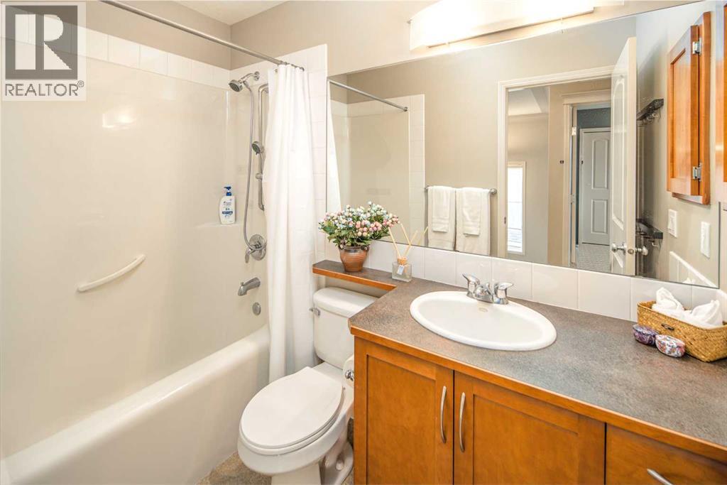 146 West Springs Place SW, Calgary, Alberta  T3H 4W2 - Photo 31 - A2335268