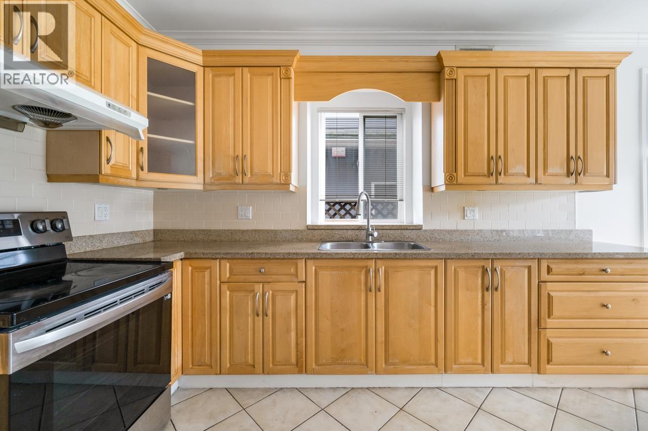5989 Rumble Street, Burnaby, British Columbia  V5J 2C6 - Photo 12 - R3153956