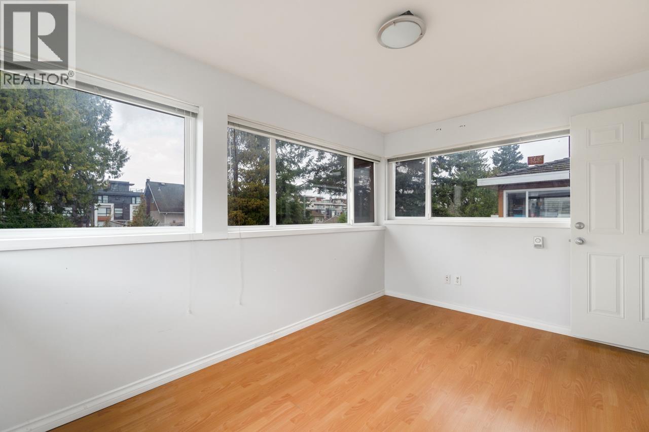5989 Rumble Street, Burnaby, British Columbia  V5J 2C6 - Photo 20 - R3153956
