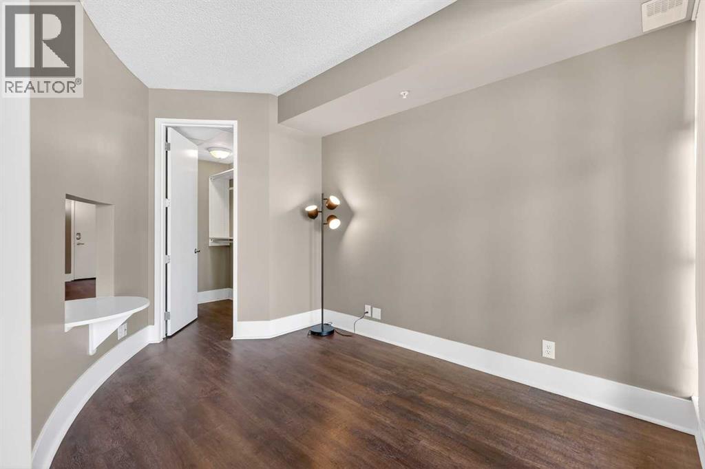 312, 205 Riverfront Avenue SW, Calgary, Alberta  T2P 5K4 - Photo 17 - A2334400