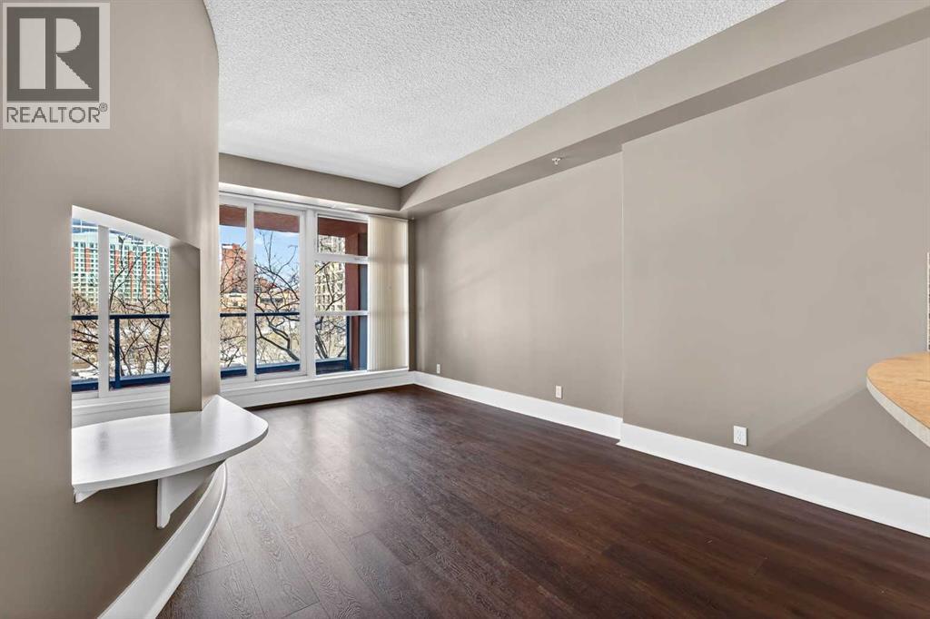 312, 205 Riverfront Avenue SW, Calgary, Alberta  T2P 5K4 - Photo 7 - A2334400