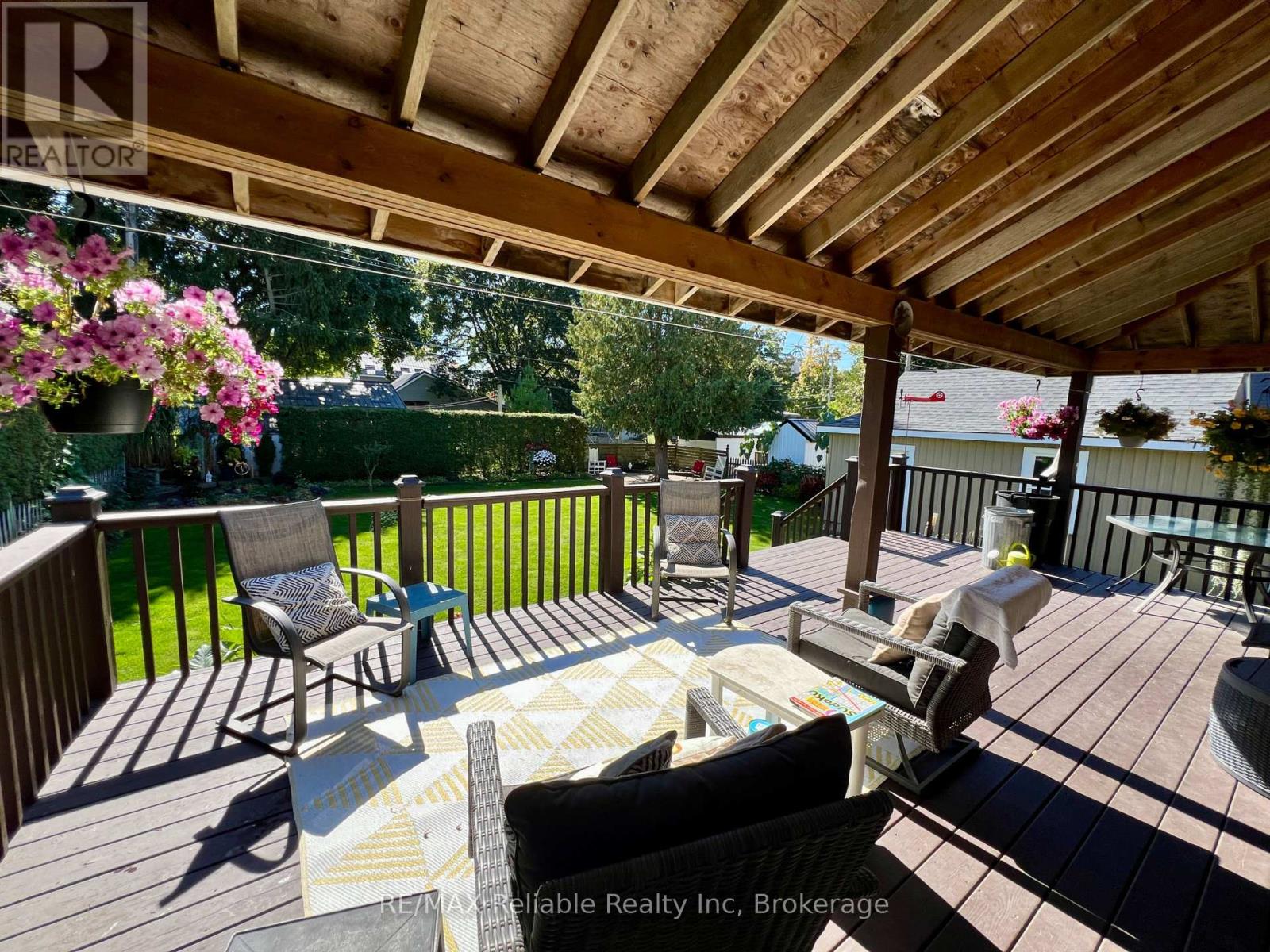 91 King Street, Bluewater (Hensall), Ontario  N0M 1X0 - Photo 4 - X13653852