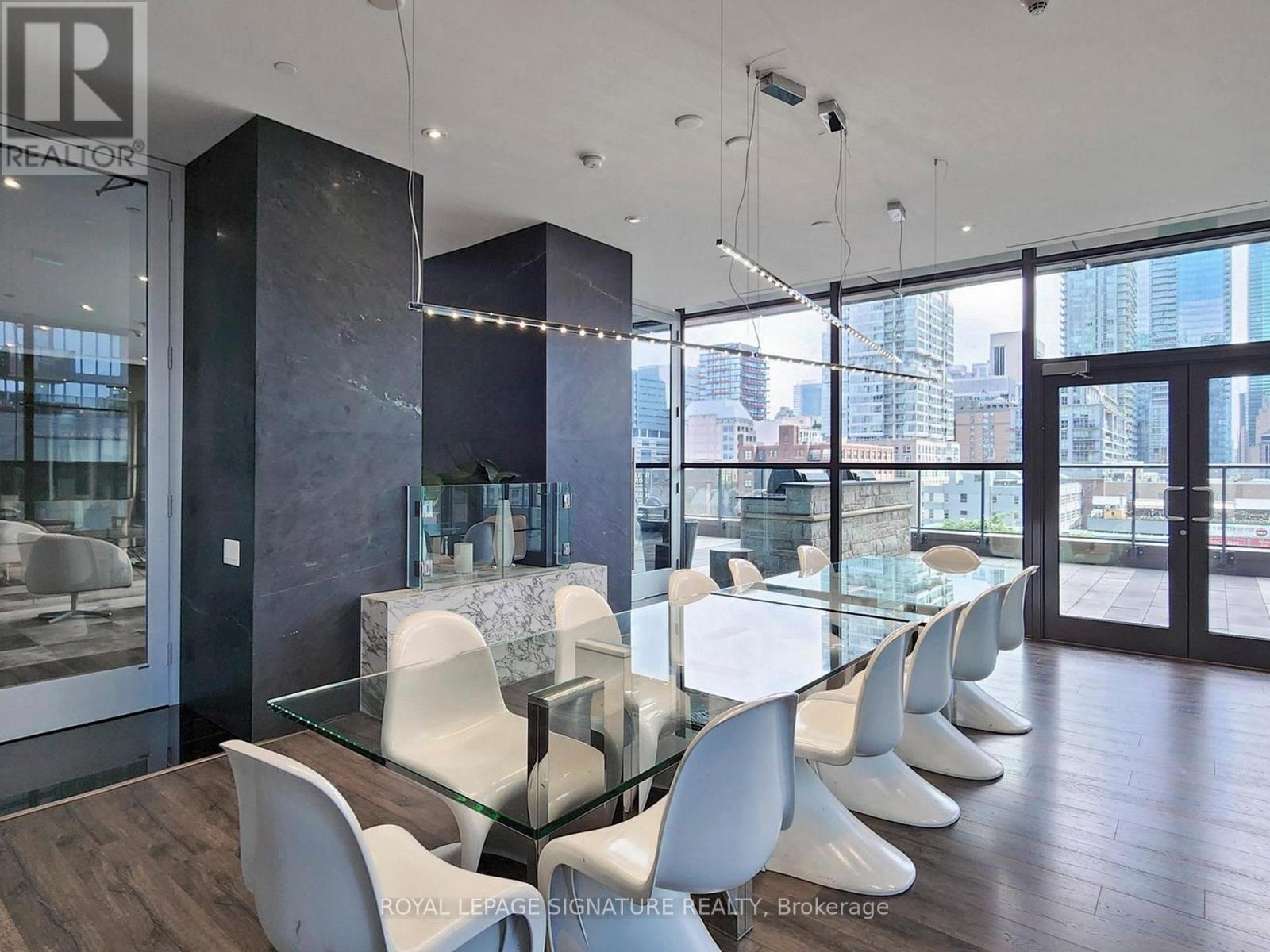 2601 - 290 Adelaide Street W, Toronto, Ontario  M5V 1P6 - Photo 17 - C13653856