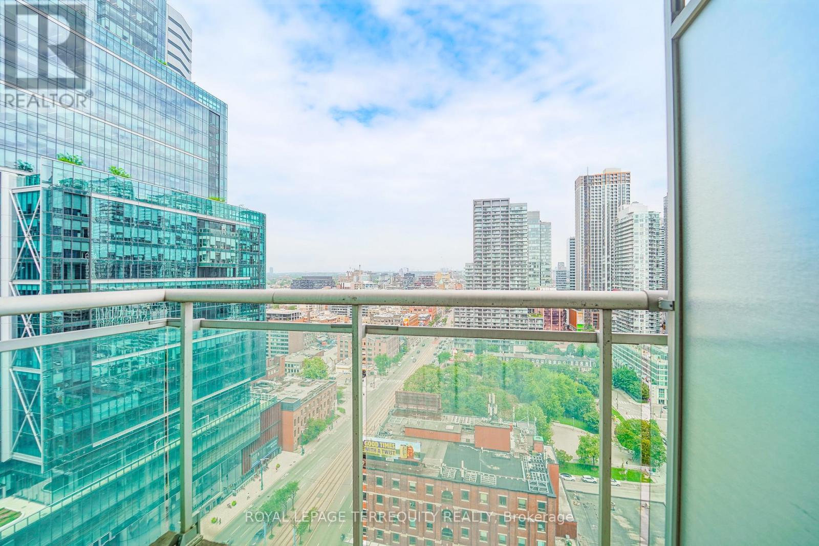2907 - 397 Front Street W, Toronto, Ontario  M5V 3S1 - Photo 13 - C13653864