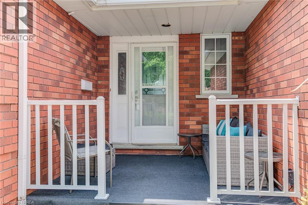 45 Olivetree Road, Brantford, Ontario  N3R 7X1 - Photo 4 - 40831701