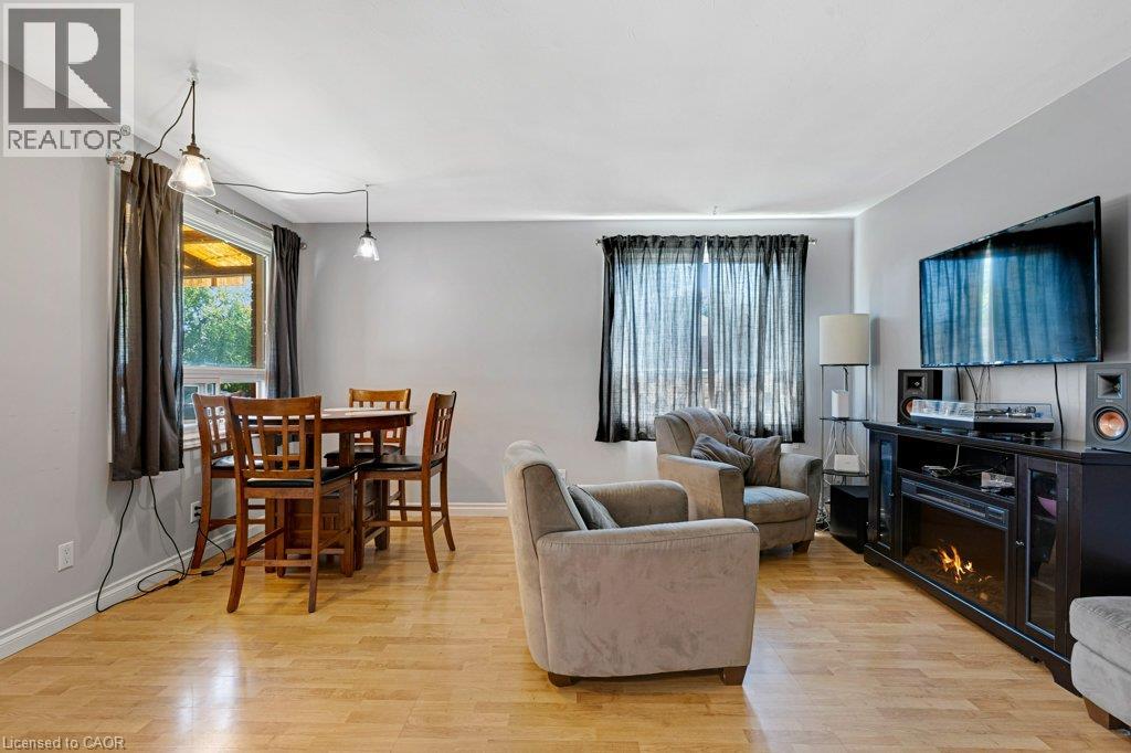 86 Christopher Drive, Cambridge, Ontario  N1R 4S4 - Photo 6 - 40849908