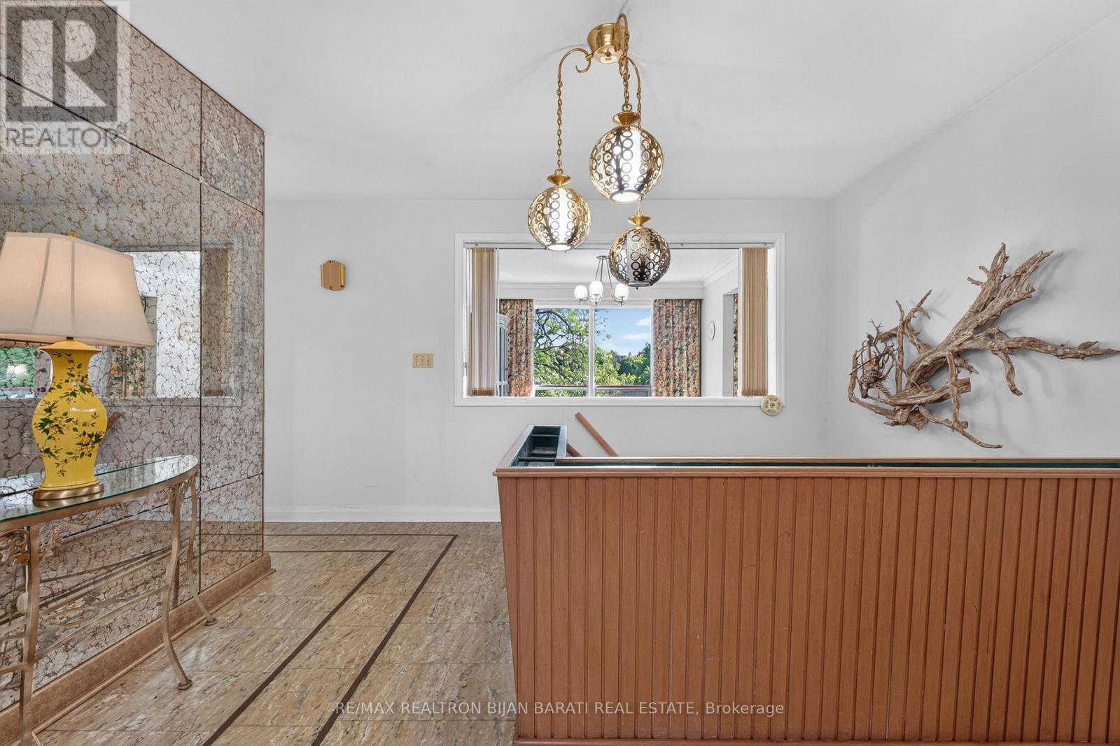 14 Heathview Avenue, Toronto, Ontario  M2K 2C1 - Photo 4 - C13540148