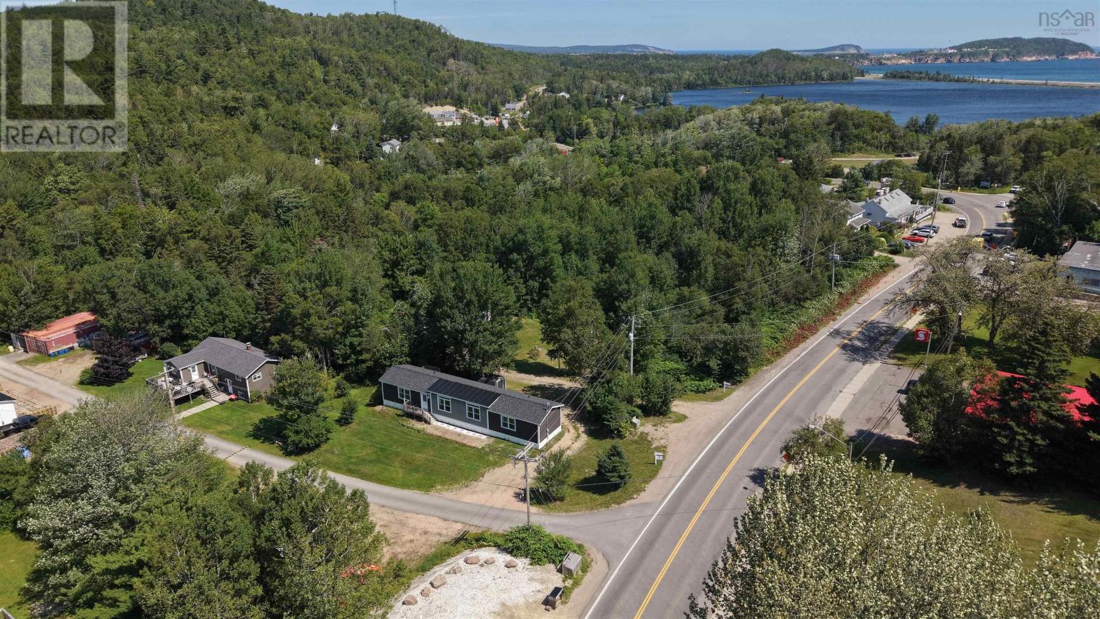 4 Kellys Lane, Ingonish, Nova Scotia  B0C 1L0 - Photo 39 - 202619834