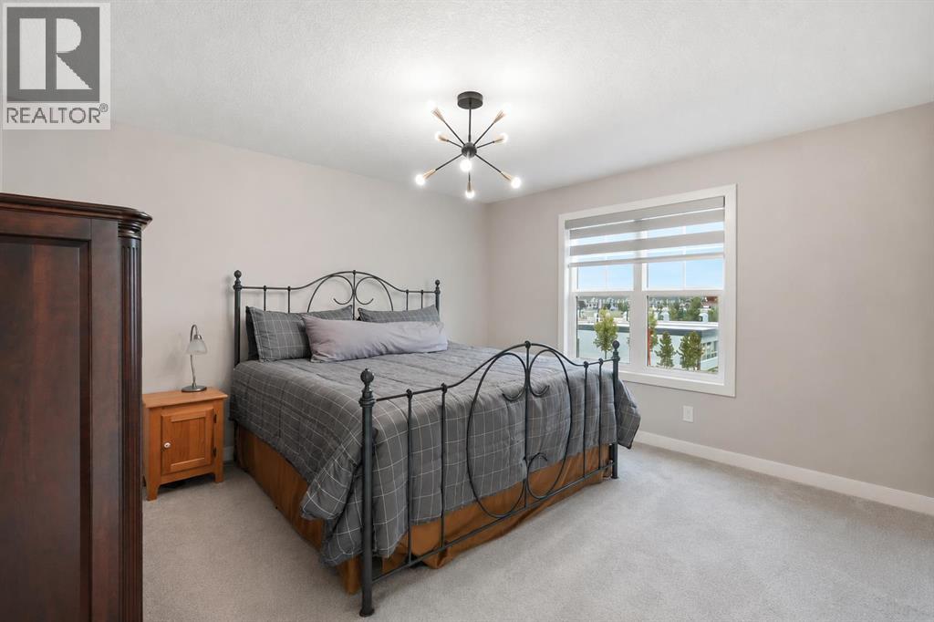 140 Fireside Way, Cochrane, Alberta  T4C 2T1 - Photo 10 - A2335528