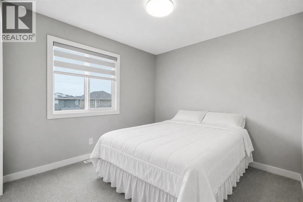 140 Fireside Way, Cochrane, Alberta  T4C 2T1 - Photo 15 - A2335528