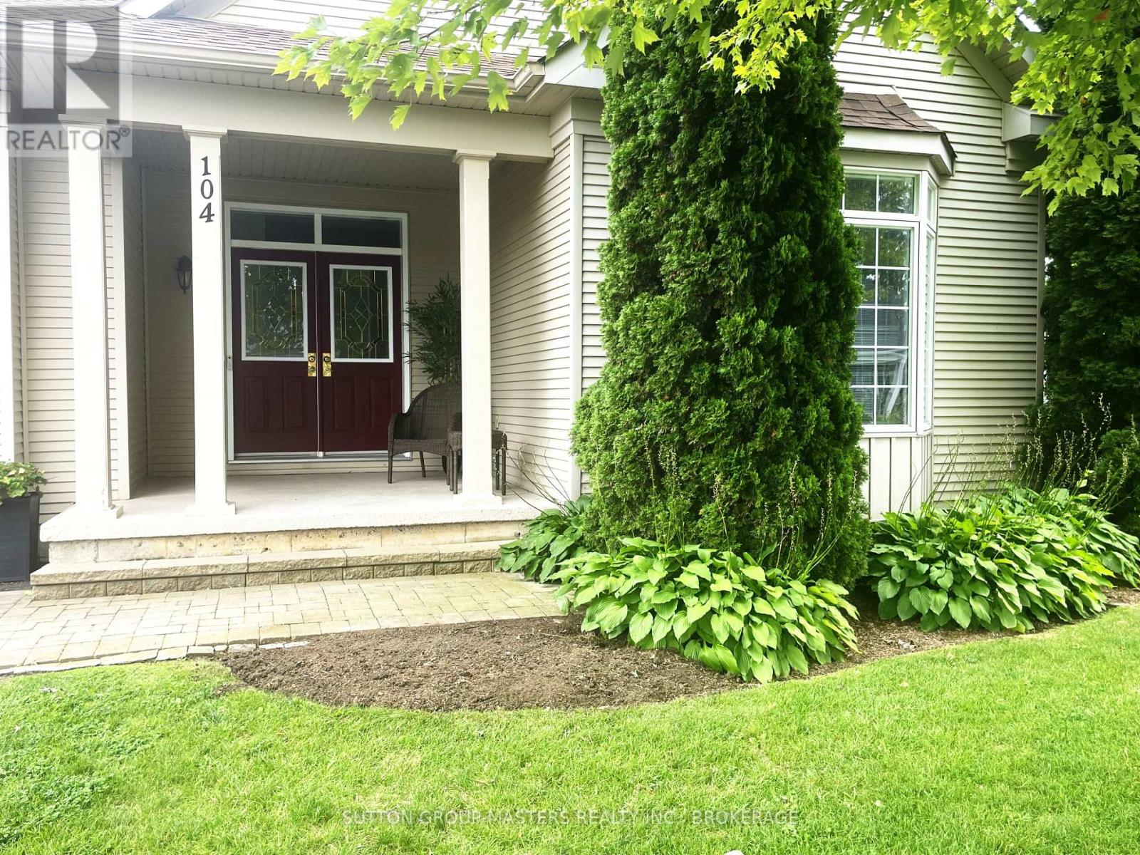 104 ABBEY DAWN DRIVE, Loyalist, Ontario
