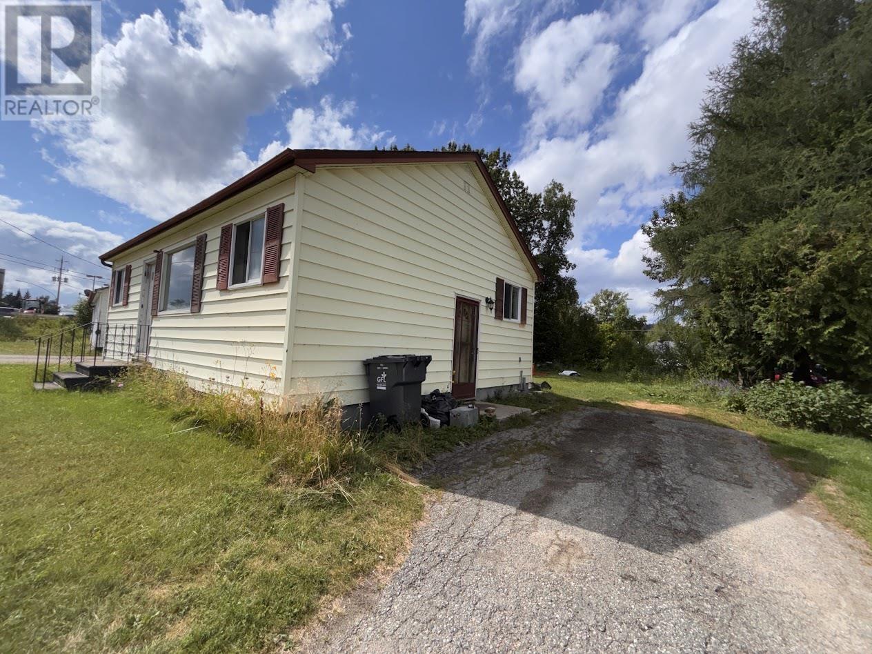 71 Manitou Rd, Manitouwadge, Ontario  P0T 2C0 - Photo 10 - TB2600719