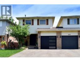 2499 WHITTAKER Drive, Burlington, Ontario