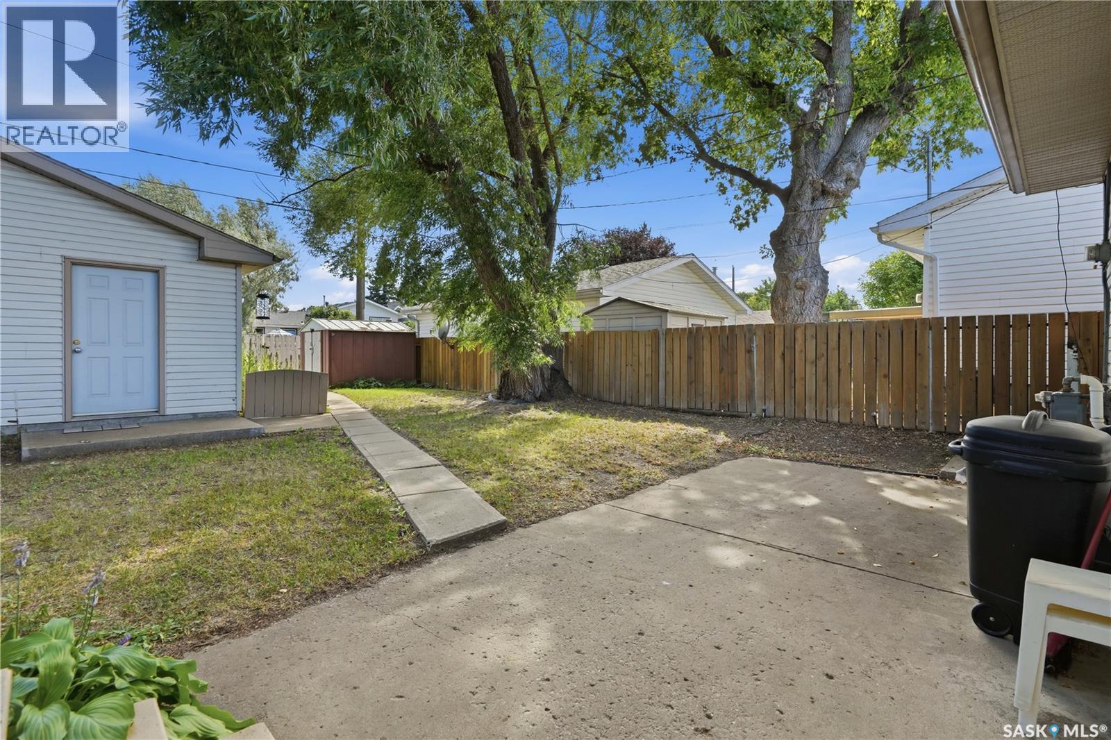 1409 Duffield Street W, Moose Jaw, Saskatchewan  S6H 5K5 - Photo 35 - SK044695