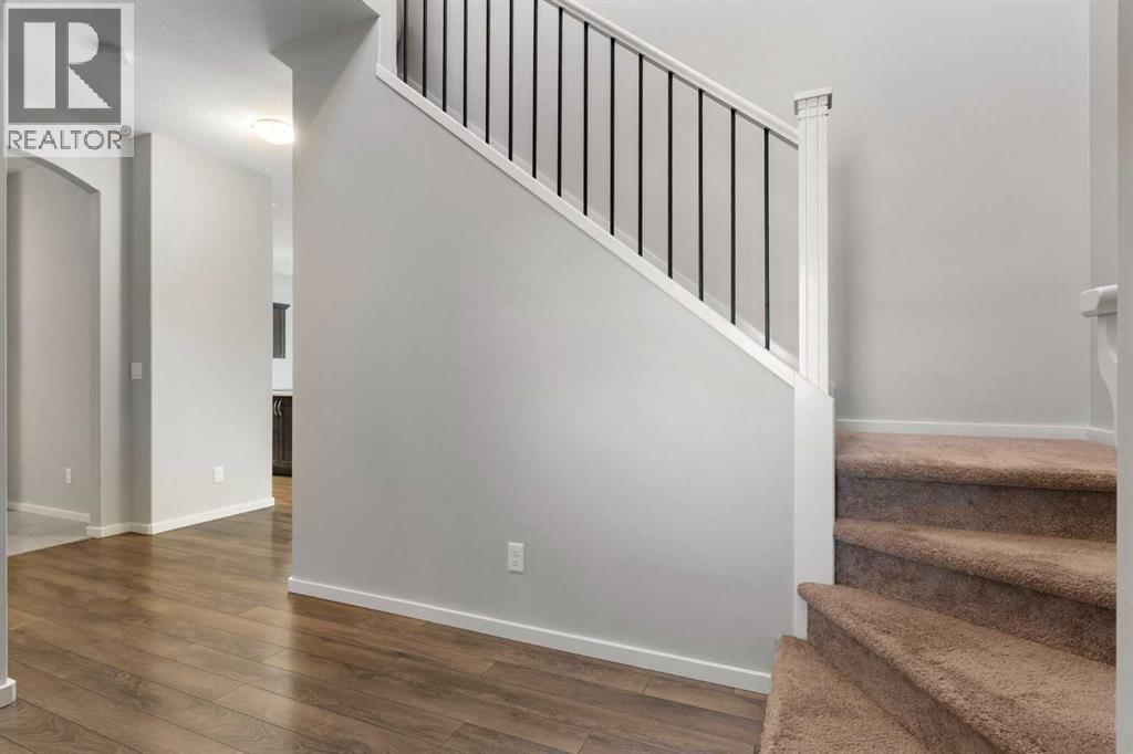 143 Cooperswood Place SW, Airdrie, Alberta  T4B 3Y7 - Photo 3 - A2334651