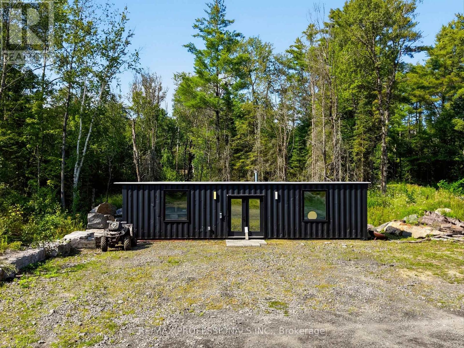 2320 Highway 117, Lake Of Bays, Ontario  P0B 1A0 - Photo 43 - X13653628