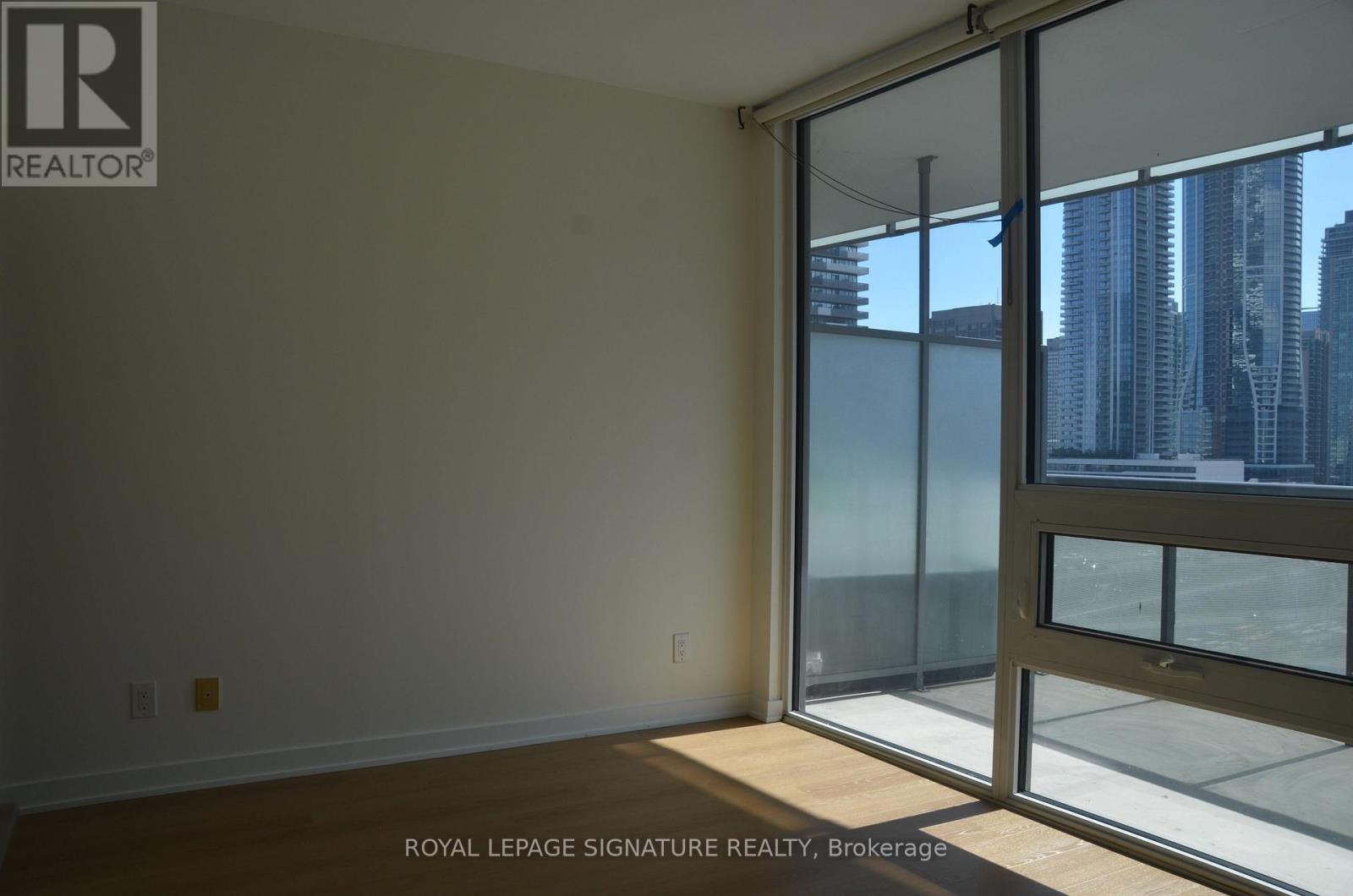 914 - 1 Market Street, Toronto, Ontario  M5E 0A2 - Photo 17 - C13653916