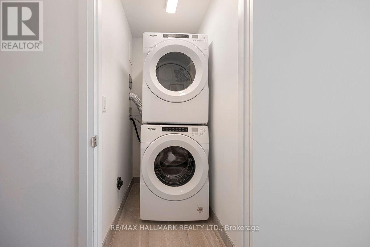 6 - 15 Brenthall Avenue, Toronto, Ontario  M2R 0B3 - Photo 7 - C13653940