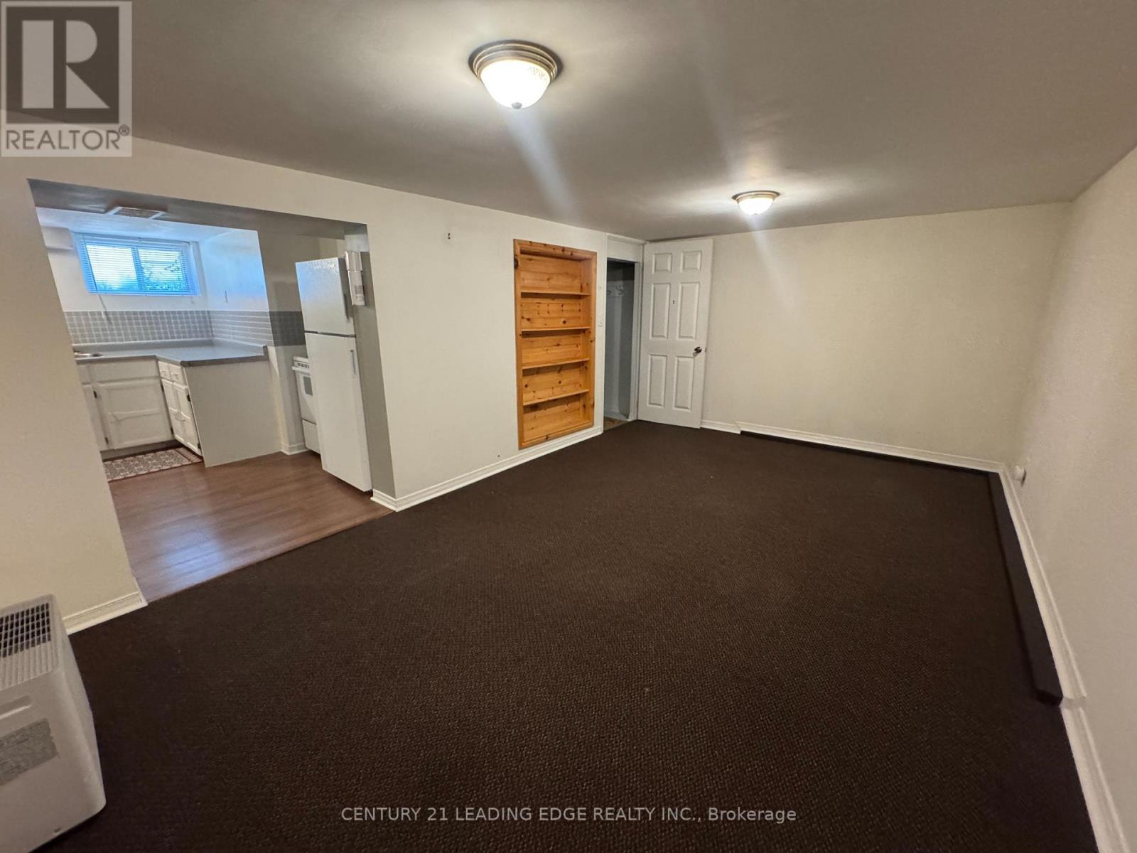293 Oshawa Boulevard N, Oshawa, Ontario  L1G 5T2 - Photo 3 - E13653926