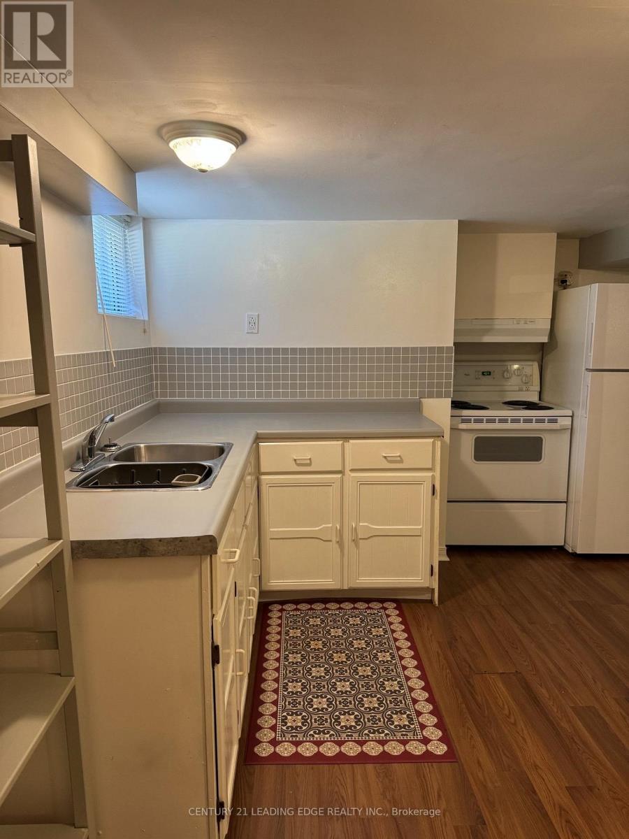 293 Oshawa Boulevard N, Oshawa, Ontario  L1G 5T2 - Photo 5 - E13653926