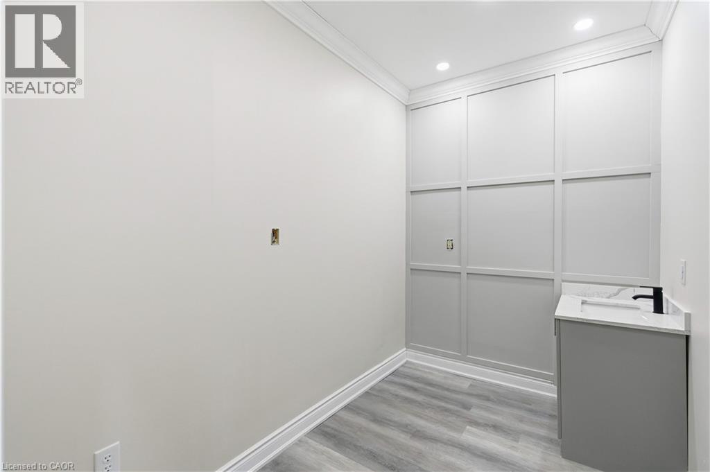 728 Main Street E, Hamilton, Ontario  L8M 1K9 - Photo 14 - 40854182