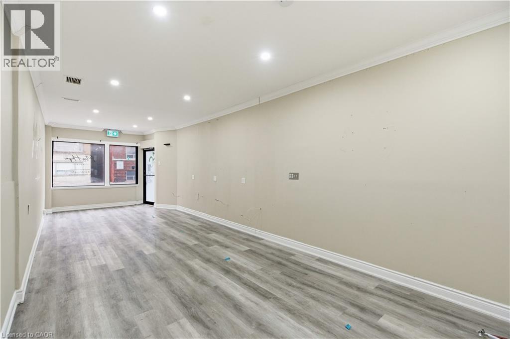 728 Main Street E, Hamilton, Ontario  L8M 1K9 - Photo 4 - 40854182