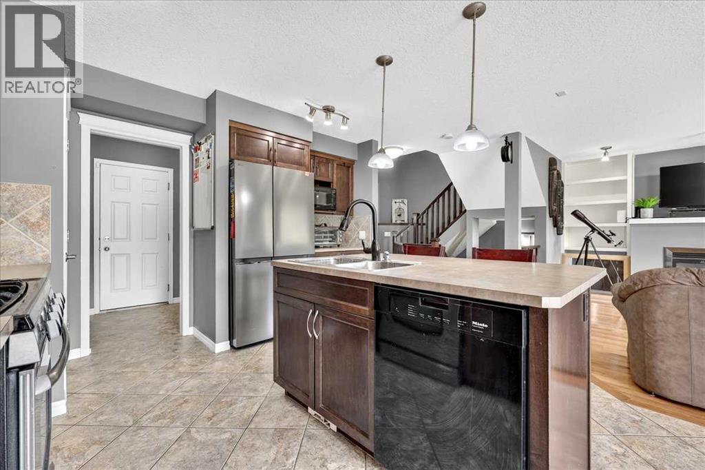 128 Cranberry Circle SE, Calgary, Alberta  T3M 0N7 - Photo 19 - A2335490