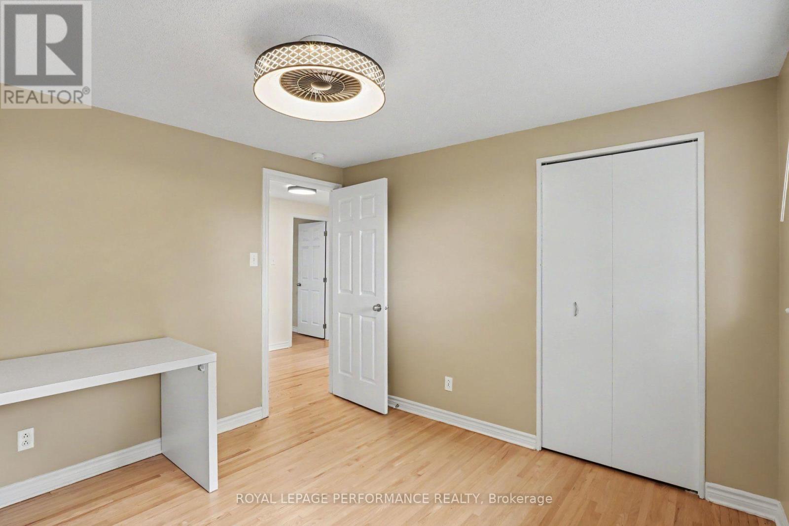 13 Centrepark Drive, Ottawa, Ontario  K1B 3C2 - Photo 24 - X13653980