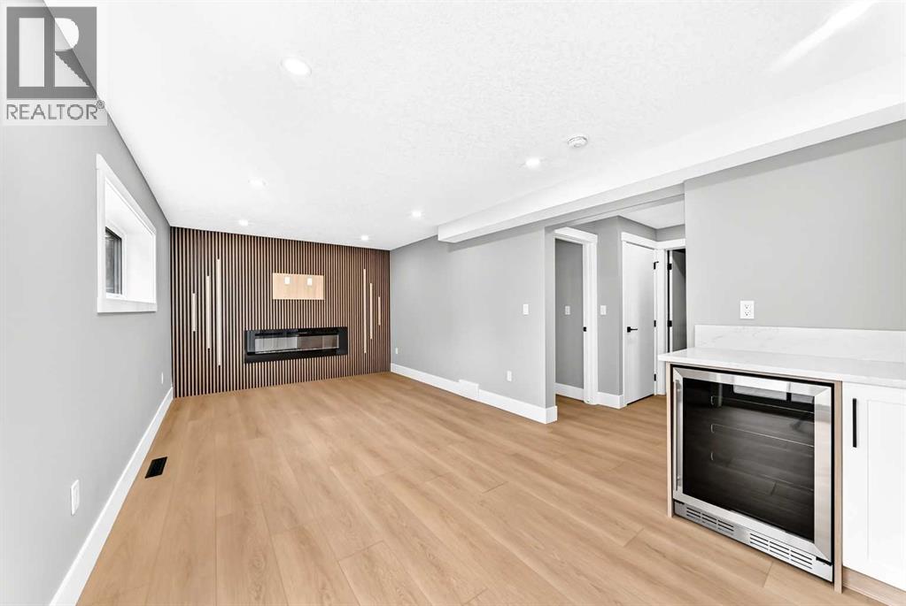 1635 32 Avenue NW, Calgary, Alberta  T2L 0K4 - Photo 30 - A2335850