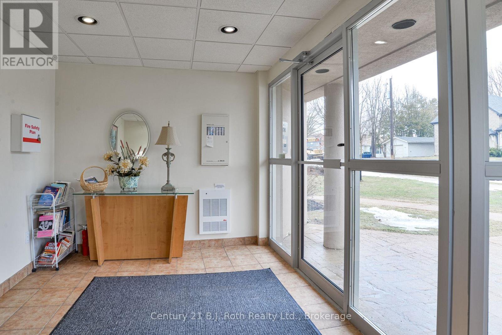 207 - 125 Bond Street, Orillia, Ontario  L3V 1J7 - Photo 17 - S13651858
