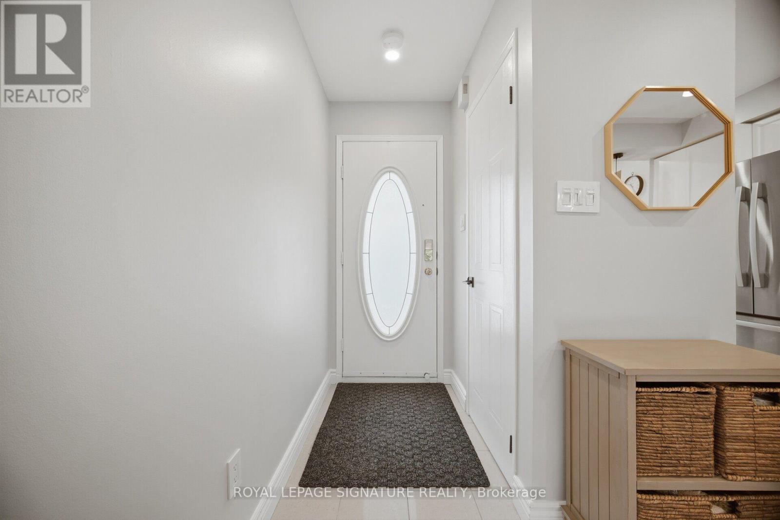 19a - 5940 Glen Erin Drive, Mississauga, Ontario  L5M 5W9 - Photo 4 - W13653888