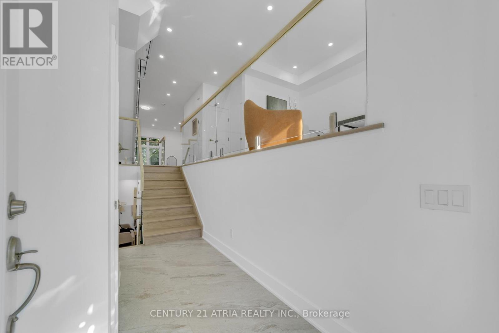 47 Eighth Street, Toronto, Ontario  M8V 3C2 - Photo 2 - W13653908