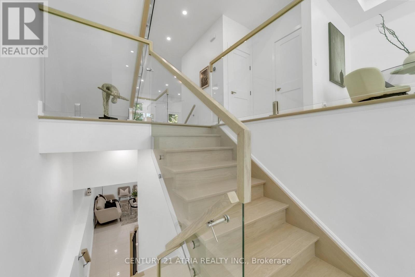 47 Eighth Street, Toronto, Ontario  M8V 3C2 - Photo 4 - W13653908
