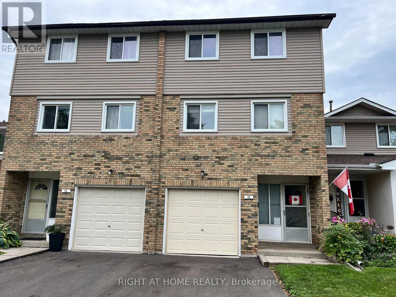 70 CARISBROOKE COURT, Brampton, Ontario