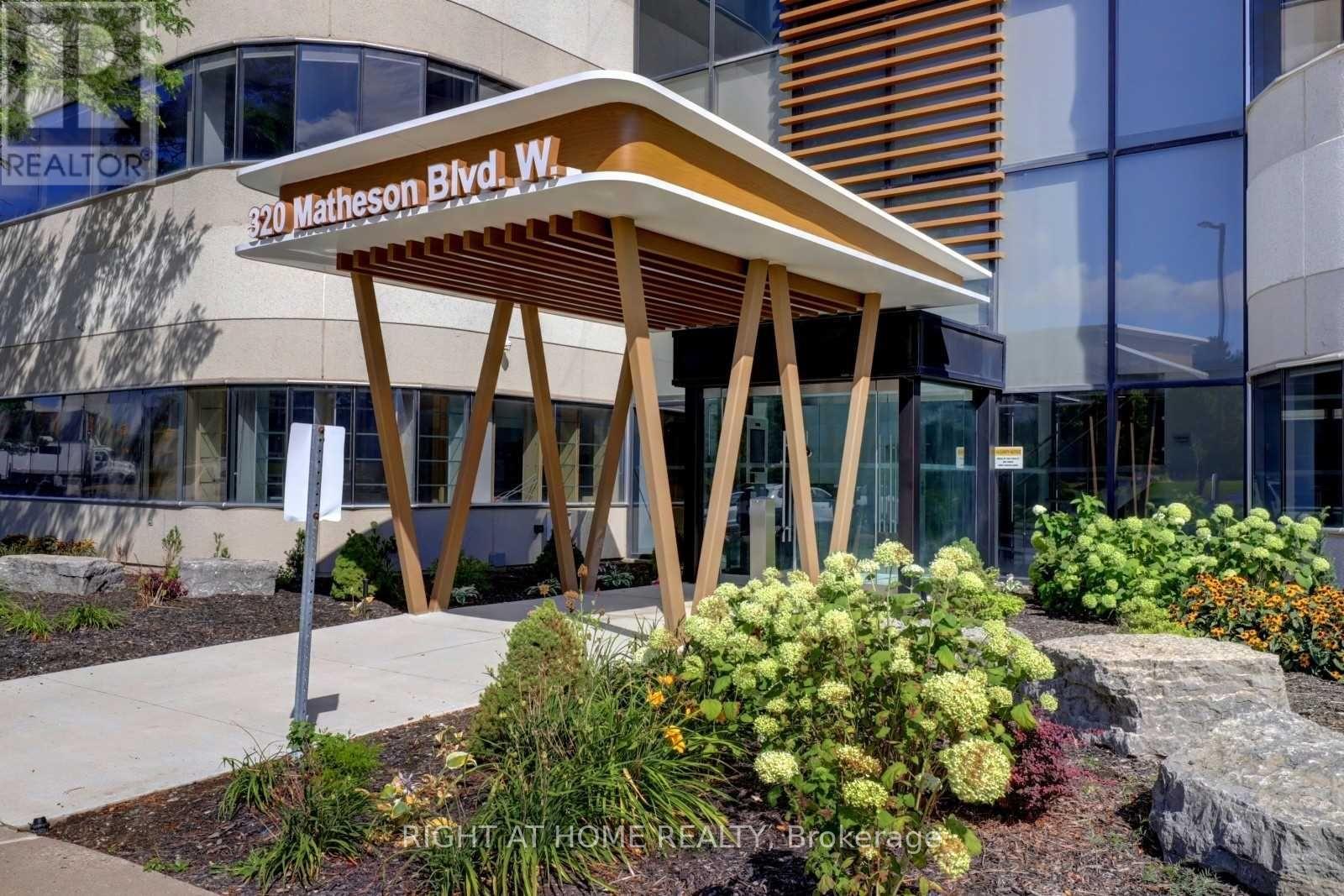 202 - 320 MATHESON BOULEVARD W, Mississauga, Ontario
