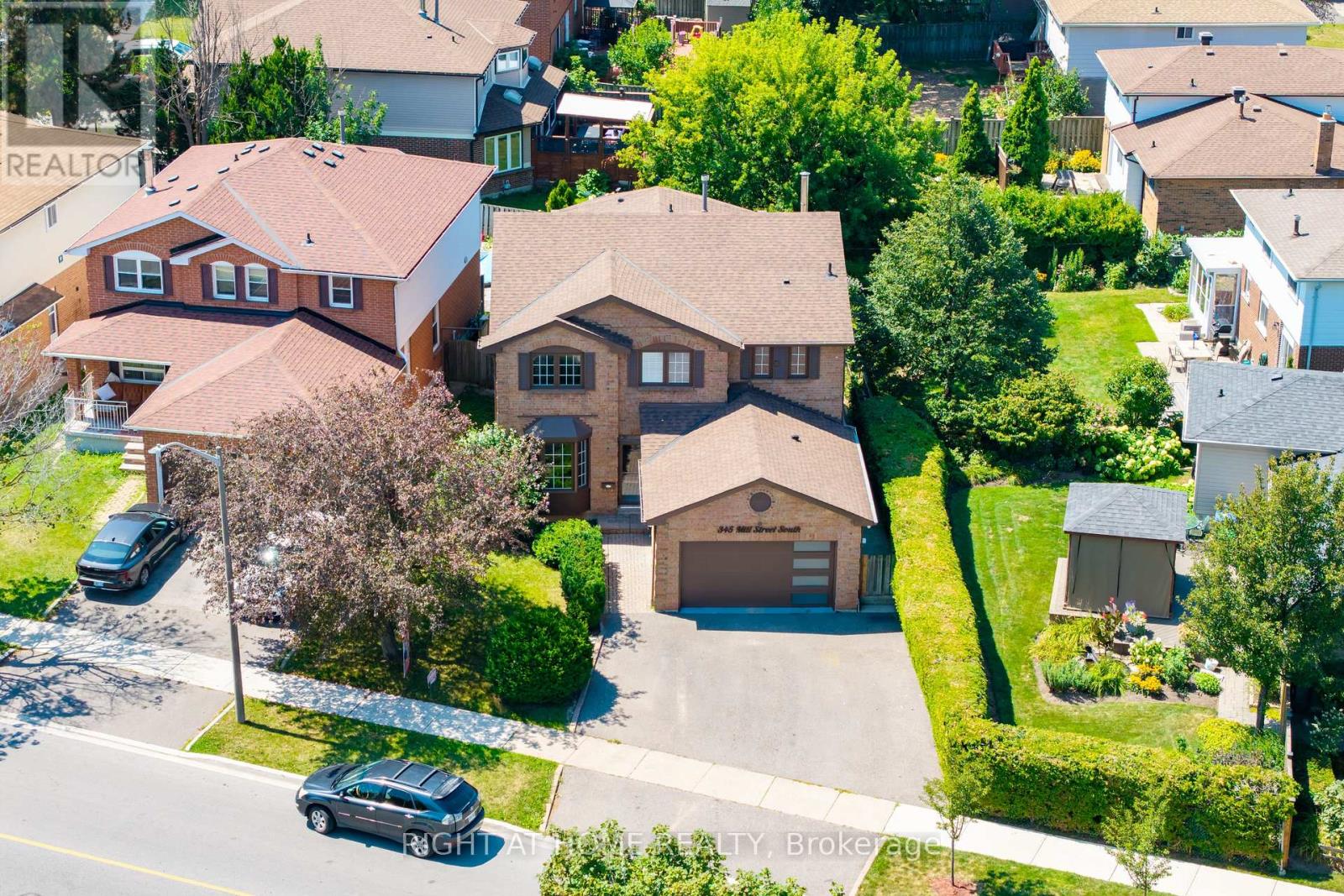 345 Mill Street S, Brampton, Ontario  L6Y 2Y8 - Photo 2 - W13653960