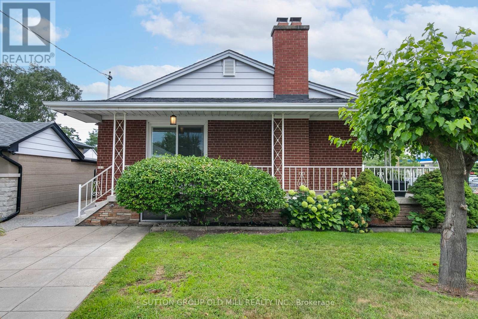 993 Islington Avenue, Toronto, Ontario  M8Z 4R1 - Photo 4 - W13653964