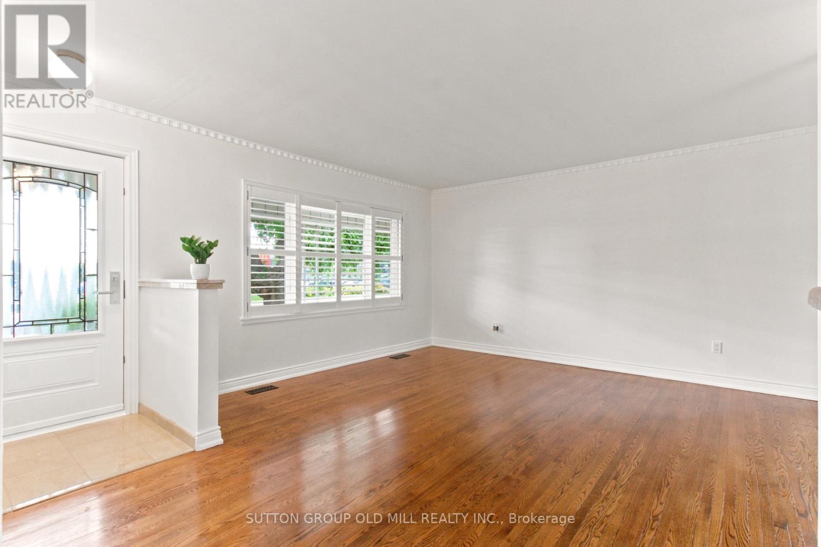 993 Islington Avenue, Toronto, Ontario  M8Z 4R1 - Photo 8 - W13653964