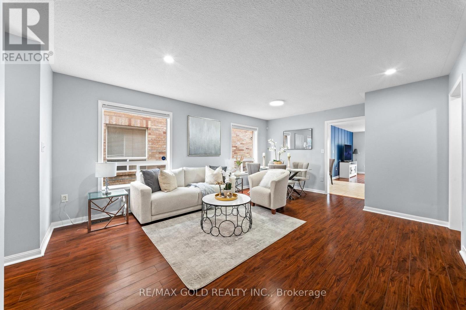 61 Herdwick Street, Brampton, Ontario  L6S 6L6 - Photo 10 - W13653970